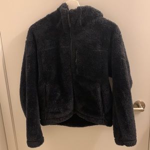 Uniqlo fluffy zipper jacket, super soft fleece